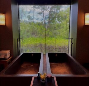 Midu Instagram - Sáng dậy tập Pilates - ngồi thiền - ngâm nước nóng và spa thư giãn 🧖🏻‍♀️
