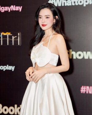 Midu Instagram - Hội chị em tụ họp trong đêm vinh danh Tiktok Awards 

Photo Nguyen Duc Anh
Make up Ngọc Tâm MK
Trợ lý Hà Lưu
Cám ơn bé Tạ Thuỳ Tiên với chiếc váy may gấp phút chót mà thật ưng ý 🥰