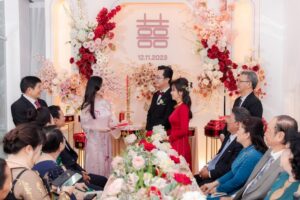 Midu Instagram - Trăm năm hạnh phúc nhé ❤️ Hai em của chị .