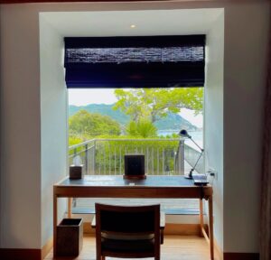 Midu Instagram - Sáng dậy tập Pilates - ngồi thiền - ngâm nước nóng và spa thư giãn 🧖🏻‍♀️