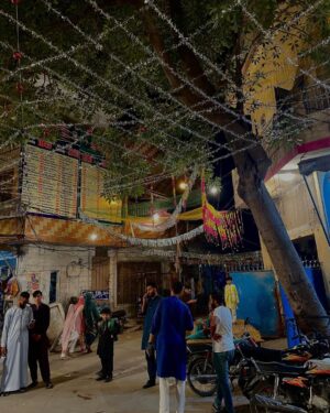 Mira Sethi Instagram - Eid Milad Un Nabi Mubarak 

Lahore 

29. 09. 2023