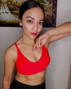 Actress Mishti Basu HD Photos and Wallpapers March 2025