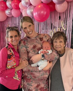 Missy Franklin Instagram - We ARE ready for you baby girl🩷 

The most special morning being sprinkled with endless love from the most thoughtful community out there. I am so thankful to @kthoff7 and @colleenta2 for offering to throw me such a gorgeous sprinkle, and so thankful to everyone who spent their morning loving on me and our second little girl. 

There are so many thoughts and emotions these final weeks but overwhelming all of them is GRATITUDE. Because of my people and this family that we are growing and bring her into. 

And of course, one of my own highlights was having my three week old nephew there, so major shout out to my SIL @carocbergy who is absolutely crushing this first time mom thing and thriving enough to bring herself and a baby to a party at three weeks postpartum😅🙏🏼