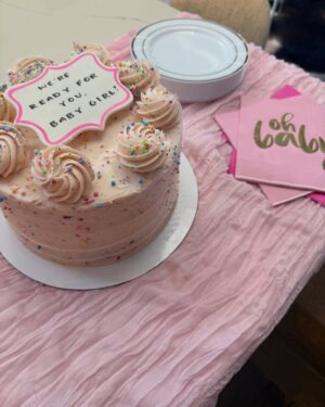 Missy Franklin Instagram - We ARE ready for you baby girl🩷 

The most special morning being sprinkled with endless love from the most thoughtful community out there. I am so thankful to @kthoff7 and @colleenta2 for offering to throw me such a gorgeous sprinkle, and so thankful to everyone who spent their morning loving on me and our second little girl. 

There are so many thoughts and emotions these final weeks but overwhelming all of them is GRATITUDE. Because of my people and this family that we are growing and bring her into. 

And of course, one of my own highlights was having my three week old nephew there, so major shout out to my SIL @carocbergy who is absolutely crushing this first time mom thing and thriving enough to bring herself and a baby to a party at three weeks postpartum😅🙏🏼