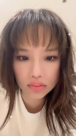 Miu Le Instagram - t khóc đây🥹 #miule