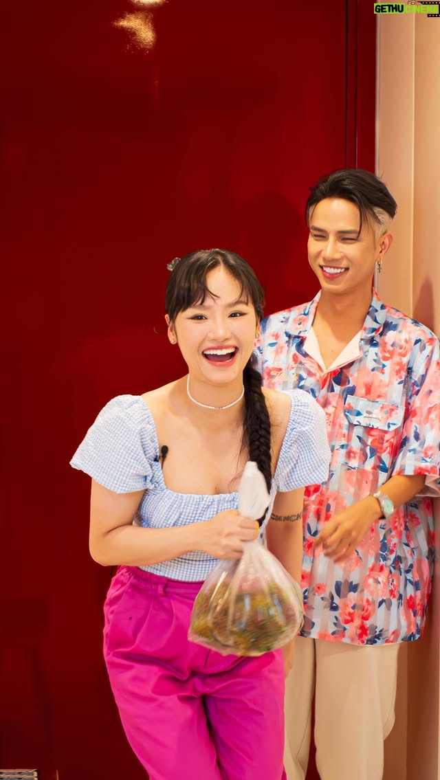 Miu Le - 3K Likes - cùng với anh @neko.le23 trong show cùi bắp “Miu đói” hìiiiiii #miule #miudoi