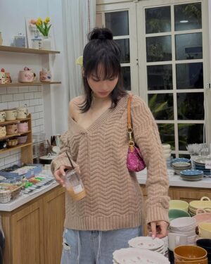 Miu Le Instagram - hột gà vữa chiều mưa cùng với @avi_kimanh