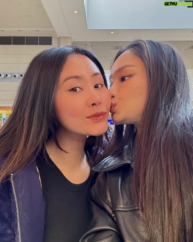 Miu Le - 3 Likes - i love you so so so so so so muchhhhhhh👩🏻❤️💋👩🏻 @uyen_le_tt