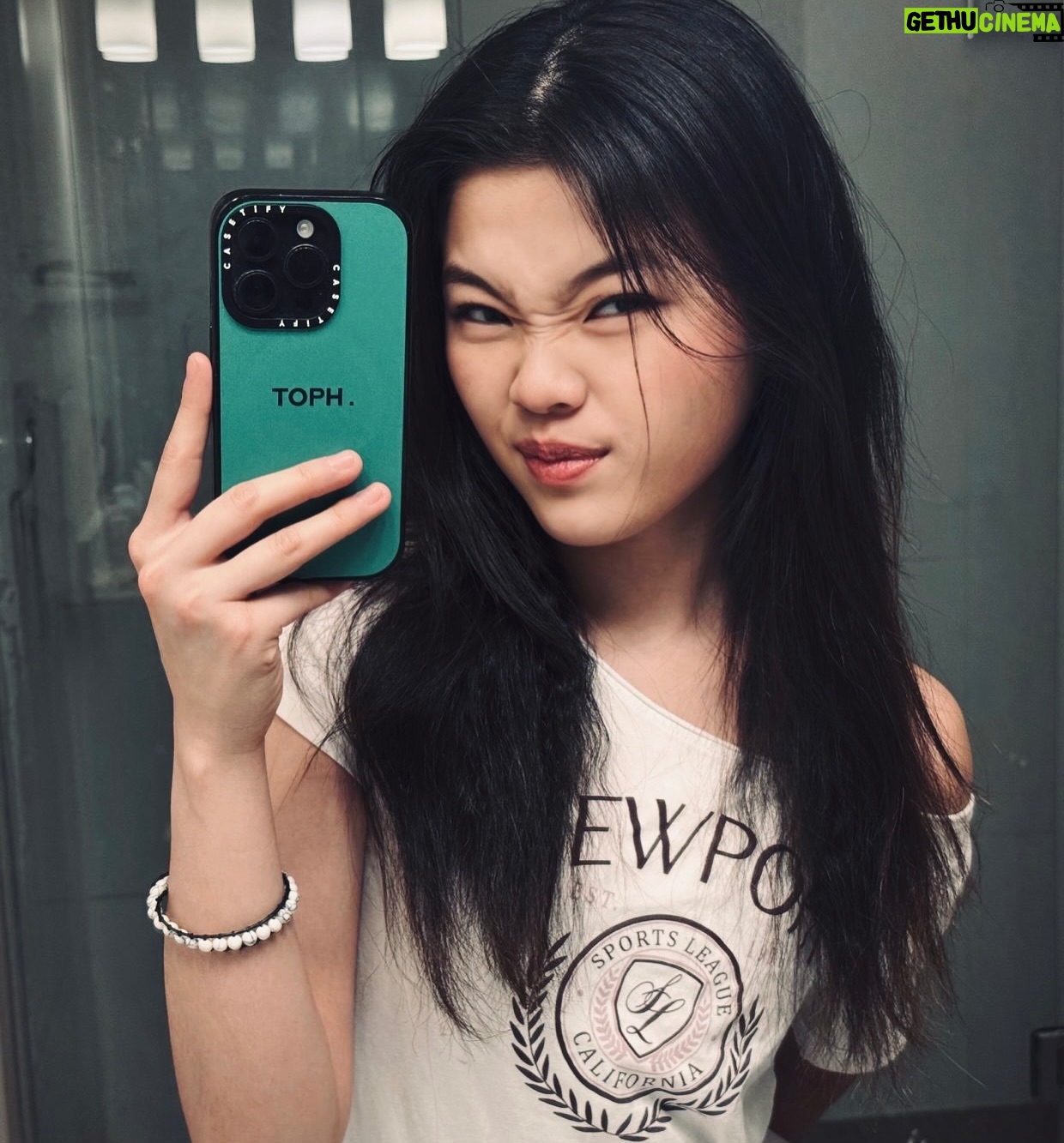 Miya Cech - 11.8K Likes - last dump before 18 😳