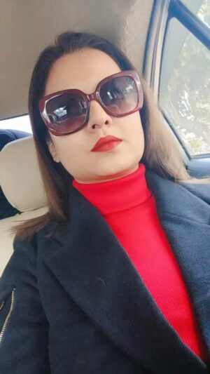 Mizna Waqas Instagram - Red ❣️