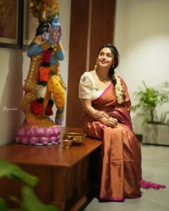 Actress Mokksha HD Photos and Wallpapers April 2025