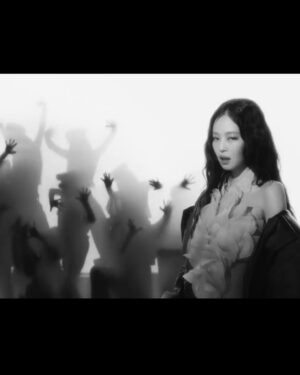 Monika Instagram - Jennie - Zen
Dance & Move director 로 참여했습니다.
멋진 작업에 함께 할 수 있어서 너무 영광이었습니다.
제니씨는 정말 멋진사람👍

우리 댄서40인 모두 최선을 다해주셔서 감사합니다.
🪷