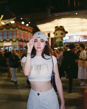 Mookda Narinrak Instagram - 🙂