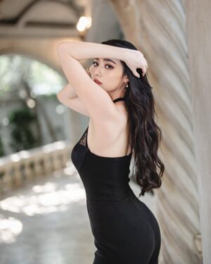 Mookda Narinrak Instagram - 🖤
