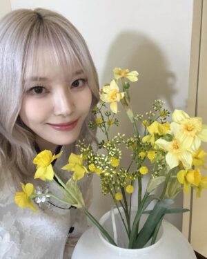 Moon Sua Instagram - 올해도 아건밥행☘️