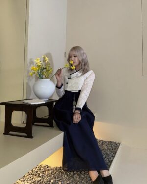 Moon Sua Instagram - 올해도 아건밥행☘️