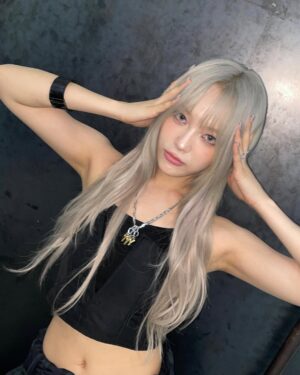 Moon Sua Instagram - 🩶