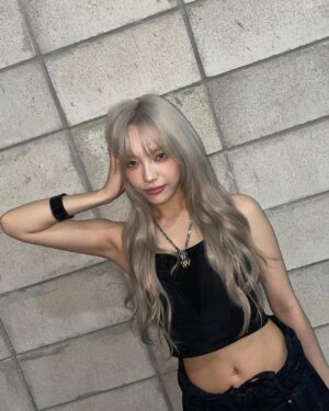 Moon Sua Instagram - 🩶