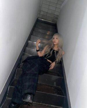 Moon Sua Instagram - 🩶