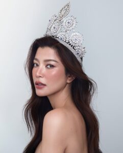 Morakot Sangtaweep Most Liked Photos and Posts