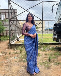 Actress Mrunal Thakur HD Photos and Wallpapers March 2025