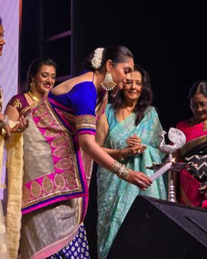 Mumtaz Sorcar Instagram - Spent an amazing evening in Vishakhapattnam with gems from different walks of life. Thank you Citizen Force FTPC not only for the award but also the hospitality and love. 🙏🏻❤️