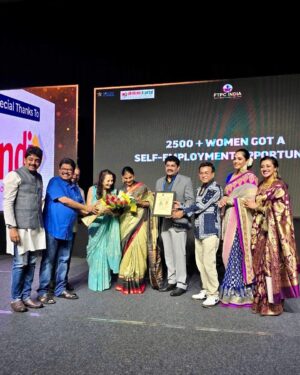 Mumtaz Sorcar Instagram - Spent an amazing evening in Vishakhapattnam with gems from different walks of life. Thank you Citizen Force FTPC not only for the award but also the hospitality and love. 🙏🏻❤️