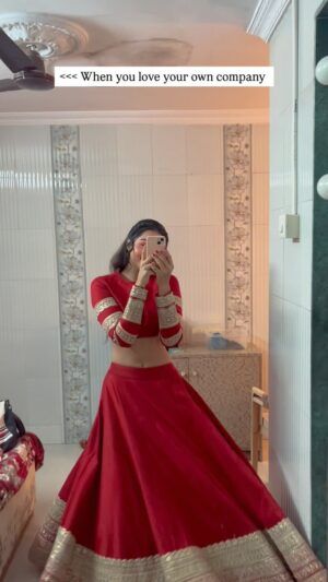 Munira Kudrati Instagram - When YOU is all you need โค๏ธ
.
.
.
.
.
.
.#reels #explore #explorepage #reelsinstagram #โค๏ธ #fyp #reelsvideo #instagood #insta