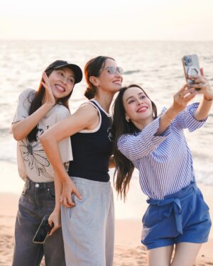 Myria Benedetti Instagram - เหตุการณ์ดญ.แอน นัท กิ๊ก มาเที่ยวทะเลค่ะ✨🥰😂😅