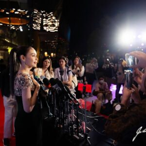 Myria Benedetti Instagram - นัทขอขอบคุณทุกความรัก ความเมตตา ที่ส่งกำลังใจมาให้นัทในทุกช่องทางนะคะ 🤍🙏🏻และขอขอบคุณพี่น้องสื่อมวลชน แฟนคลับ ทุกท่านอีกครั้ง love you ka 🥰🫶🏻🤍🙏🏻

#MJCCineAsiaNight24
