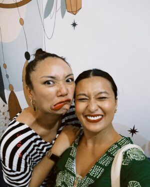 Nadia Aqilah Instagram - Atas permintaan ramai, tahun ni, my sambal Isabella and @missnadiaaqilah chilli oil tidak lagi "Setahun Sekali" ya..Tahun ni ada jadi 2 kali setahun sebab we will come again next week untuk korang yang tak dapat grab ours! Kite jumpa nanti di MEGA RAYA EXPO on 21 22 23 March di booth L8 ! Ada 3 hari untuk kitaorg masak and siap kan  sambal & chilli oil tau..Kerja gila! Tapi hanya untuk mu Singapura kami gigih..Get ready yaaaaaaaaa bila double N bergabung, you know it's gonna be the most happening booth as always! Haha. See you guys soon 💋