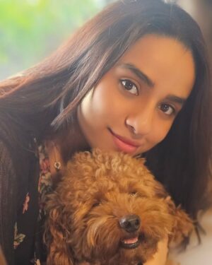 Nadia Khan Instagram - Iam so proud of you Alyzeh...Thank you God for giving me the sweetest blessing ... With every year Alyzeh u becoming more beautiful,  smarter , generous and responsible.. May ur life be filled with with happiness, good health and sweet adventures... HAPPY BIRTHDAY ❤️ 💙 💜