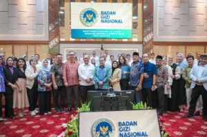 Nafa Urbach Instagram - Program Makan Bergizi Gratis menjadi salah satu langkah nyata menuju Indonesia Emas 2045. Rapat dengar pendapat Badan Gizi Nasional dan Komisi IX DPR RI menyampaikan skema penyaluran makan bergizi gratis dirancang secara strategis:
1. Dapur pusat oleh Badan Gizi Nasional
2. Dapur di sekolah & pesantren dengan siswa minimal 2.000 orang
3. Pelayanan khusus daerah terpencil

Melalui langkah ini, kita bersama mewujudkan generasi sehat, kuat, dan cerdas🇮🇩