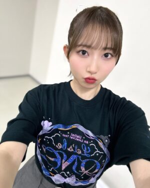 Nagisa Aoyama Instagram - #Liella_6th_東京Day1
6thライブツアー初日。
本当にありがとうございました！！☺️
色んな感情が溢れてきてライブ中に泣きそうになっちゃった…。

新たなLiella!の始まり💫
これからも応援してくれている皆さんと、たくさんの思い出をつくっていきたいな！よろしくね！
なこおめ🎂
#lovelive #Liella #国立代々木競技場