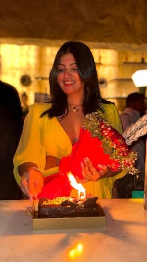 Naina Sarwar Instagram - February makes me feel like a Fairy🧚🏼‍♀️ 

Thank you my dearest friends, my loving fans and my family for making my day so fabulously special🙏🏻❤️
Birthday 23-02-2025 💛