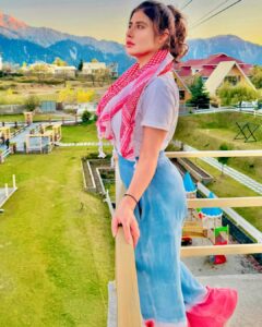 Actress Najiba Faiz HD Photos and Wallpapers December 2023