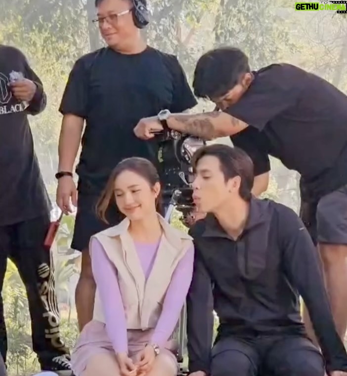 Nalinthip Sakulongumpai - 50.5K Likes - ขอบคุณทุกคนค่าาา 🥰🙏🏻 ผ่านไปครึ่งทาง 10 ล้านแล้ว ยังเหลืออีก 8 อีพี ไปกันต่ออ!! 💕 #บอสมั่นหน้ากับเลขาตัวตึง #DearMySecretary