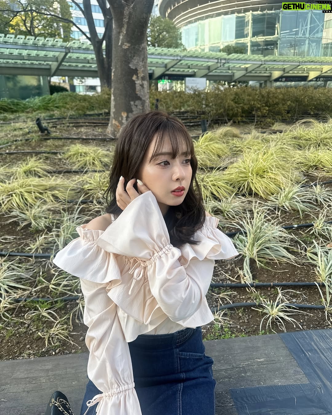Nana Yamada - 6.5K Likes - 春服🌸✨
オフショルにもできるトップス☺️♡
@chico__official___
オフショルだいすき...!
この春たくさん着られそうで嬉しい🌸
#chico #オフショルブラウス #gifted