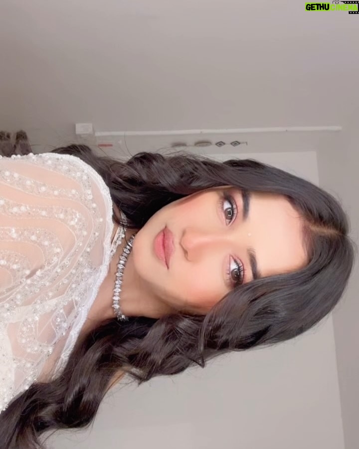 Nancy Roy - 21.7K Likes - 🦢🌸✨………….some of my fvrt’s…♥️