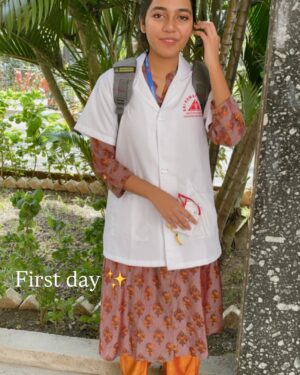Nandhithaa Instagram - After countless sleepless nights, endless panic attacks, and numerous prayers, 
I’ve finally become an intern (Dr. Nandhithaa aahhh ) 😭😭

I started my medical journey and this page at the same time, and after 4 long years, I’ve finally made it to this point. I’ve cleared my MBBS! 😭

I’m so happy y’all! Thank you for sticking with me through it all.