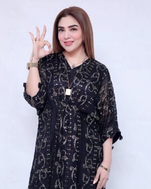 Natasha Ali Instagram - #lahorewinter #somethingnew #tvcshoot #lovemywork photography by @irfanraoproduction