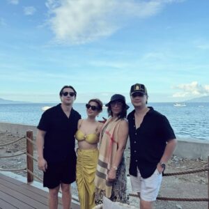 Nathalie Hart Instagram - Family time
