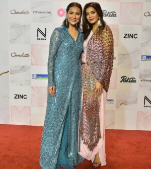 Nausheen Shah Instagram - I had so much fun representing an exclusive brand like Delphi for the second time as its the only brand in Pakistan that has brought the work of amazing female artisans from Kashmir and potohar region - my birthplace - on to the forefront of mainstream fashion! Kudos to the designing Team, Nida Tapal and the amazing workers for creating such unique ensembles which can be worn to any red carpet event be it local or international ! Be Pakistani and buy Pakistani !  Also special mention of the stunning earrings provided by Allure by MHT! 
@allurebymht 
@nabila_salon 

#FPwintergala #fppinkcarpet #fashionpakistan #fp2021 #nausheenshah #nidaasadtapal #delphionline #allurebymht