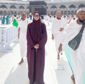 Nausheen Shah Instagram - Alhamdulillhahi Rabbil Alamin. 

thank you @rhkabayas 

#nausheenshah