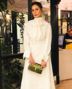 Nausheen Shah Instagram - Happy new year.
!
@saniamaskatiya 
@allurebymht 
@nabila_salon #nausheenshah