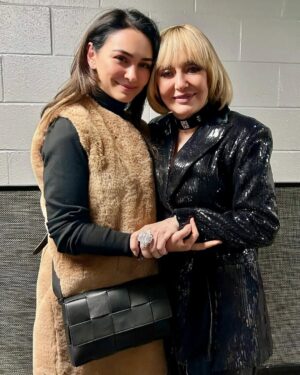 Nazanin Boniadi Instagram - The legendary and iconic @googoosh. For 70 years, her art and indomitable spirit have united a nation and transcended borders. She is more than a voice; she is a symbol of resilience, hope, and identity.

Today, her timeless lyrics are etched in the hearts of a new generation, including the fearless #WomanLifeFreedom protesters like @raheleh.amiriii  and @mersedeh_eye. Her songs resonate globally, inspiring covers by acclaimed bands like @khruangbin.

Googoosh does not only represent nostalgia for the Iran we lost, but is also an inspiration for the Iran we are fighting to create—an Iran of freedom and equality, where women’s voices are amplified, not silenced, and where artists are celebrated, not persecuted.