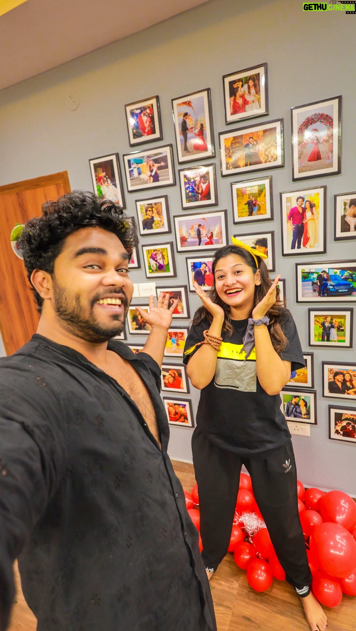 Neema Mathew - 16.1K Likes - OUR HIDDEN STORY FRAMES 🩵🥰
Introducing new exquisite handmade photo frame!
This unique piece is:
Stikable (no nails required)
Lightweight
Perfect for decorating your space
Interested in getting your hands on one? Send us a message through @creativefox3 Instagram page to inquire