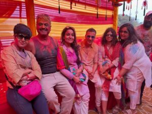 Neeti Palta Instagram - #holivibes #happyholi 
May your Holi be of bright colour and full of joy, laughter & happiness
spread love on holi, 
Best wishes for Holi