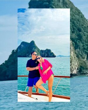 Nia Ramadhani Instagram - Sailing with my family, creating waves of memories.