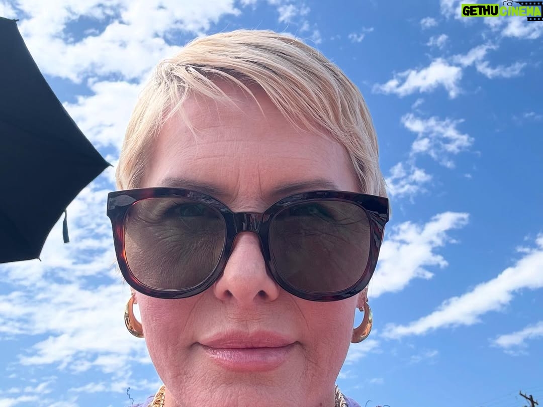 Nicole Eggert - 2.8K Likes - Very last parent lunch at the school. Was a beautiful day but I admit I got teary eyed š How do they grow up so damn fast?!